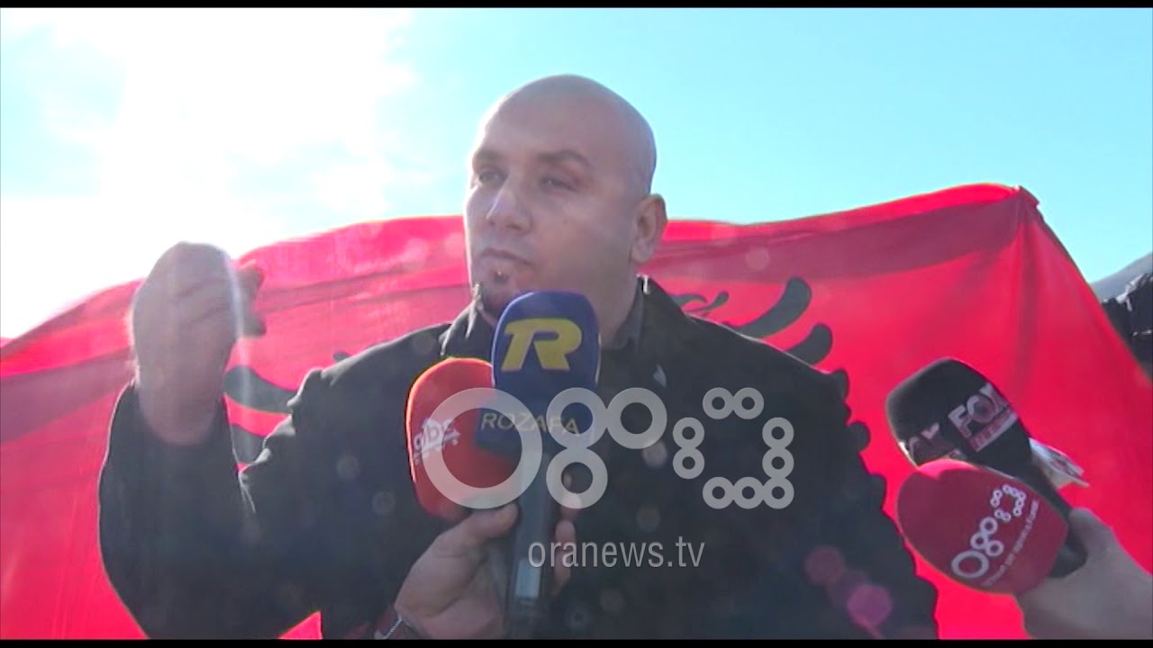 Ora News - Mirditë, protesta për vendosjen e flamurit turk në HEC-in e Qafë Mollës
