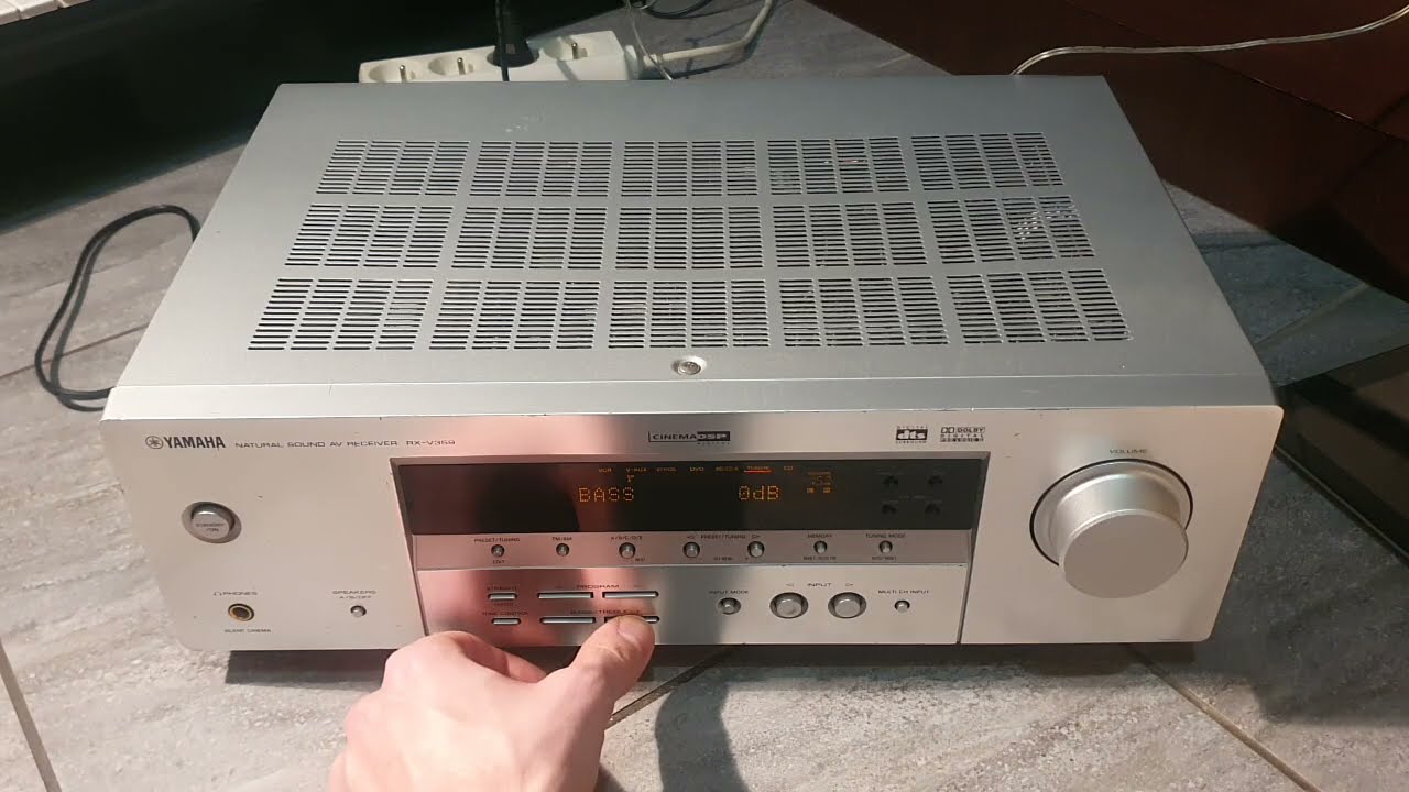 Amplituner Yamaha RX-V359 5x105W