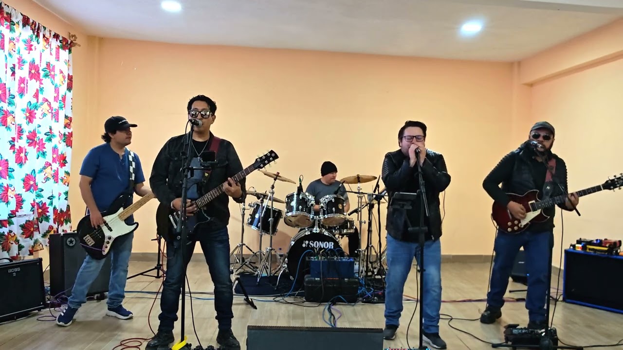 Guitarras Blancas - Enanitos Verdes | Jack Revolver 