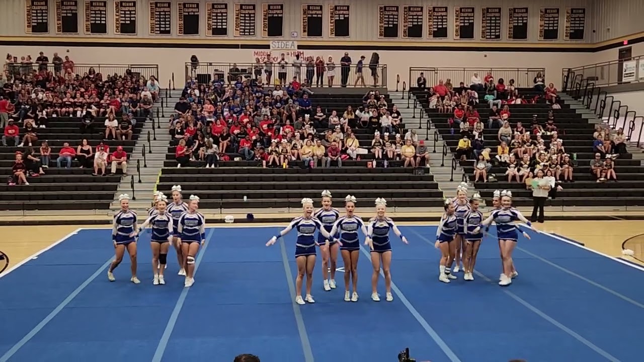 Armuchee High School Varsity Competition Cheer Team at Calhoun High School 9/23/23