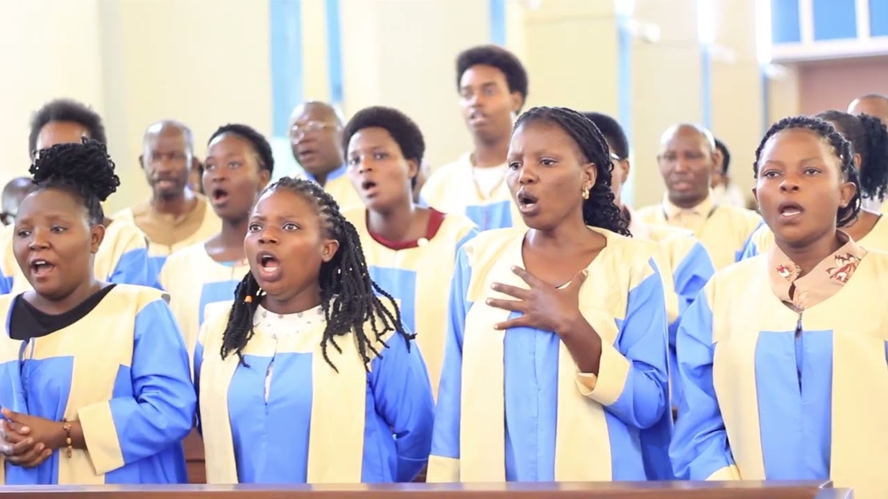 Enterrement de MUHIZI Praise Spencer fils de TUYISHEMEZE Ernest et NIYONIZIGIYE Destine 2 eme Partie