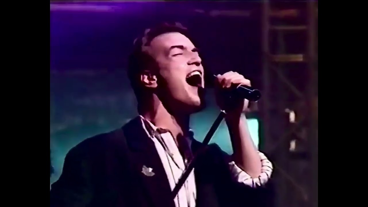 Alan Murphy: a Flash of Guitar Genius That Shines Forever