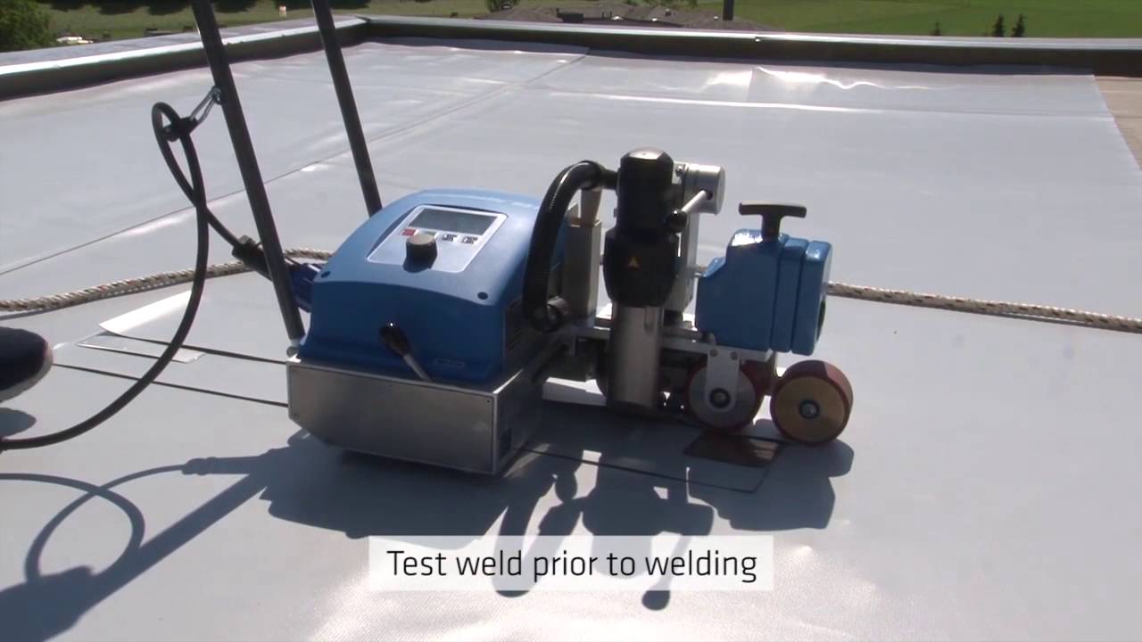 Sarnamatic-681: Hot air welding machine for PVC roofing membrane