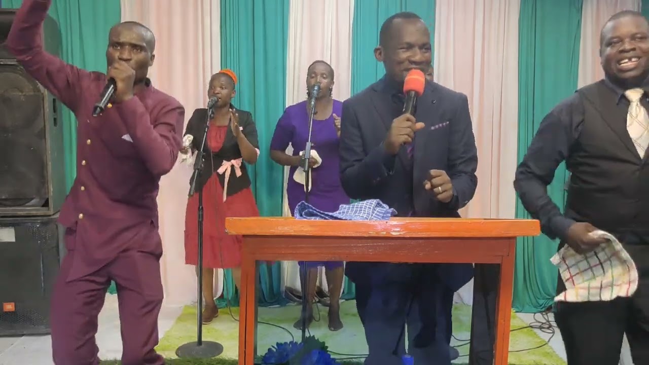 The presiding....Bshp Jackson munialo(kisima ministry)....making it real in kayole-soweto