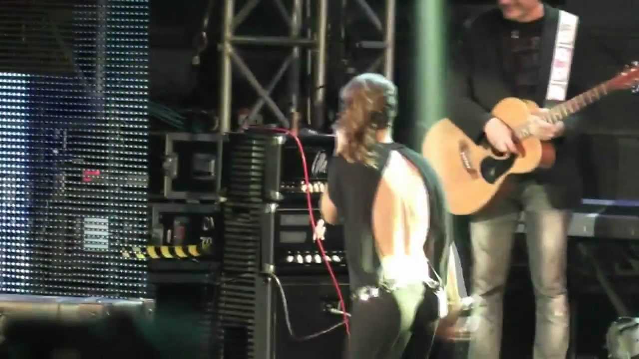 Alessandra Amoroso&Emma Marrone@Arena di Verona_Ciao, Non è l'infeno e i ringraziamenti.