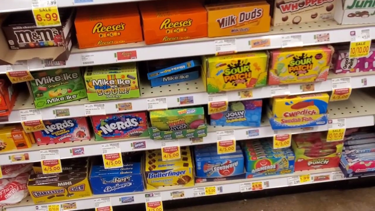 WOW! NEW AT DILLON'S! CHOCOLATE CANDY AISLE! AMAZING! #dillons #Kroger #amazing #asmr #new #deal 