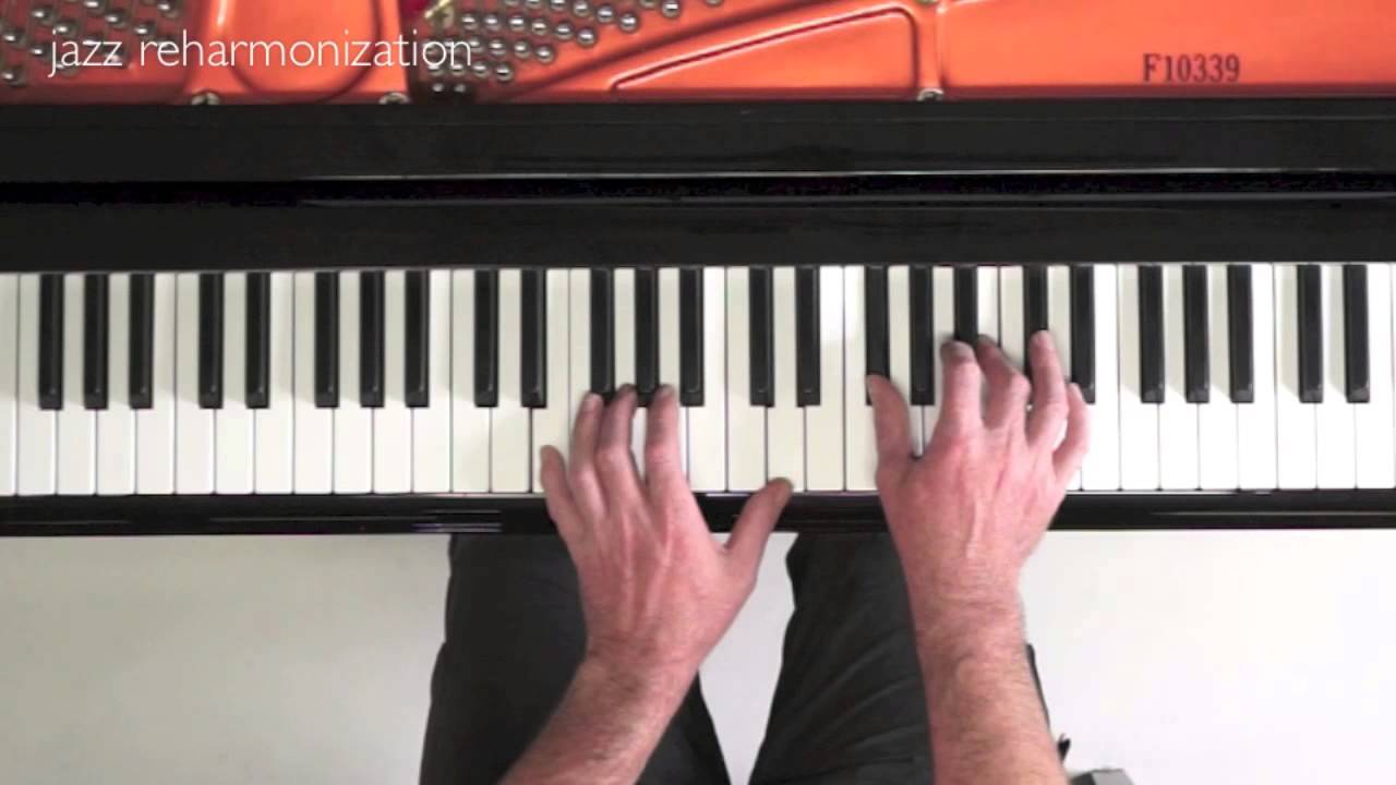 Auld Lang Syne - Piano Tutorial with Score - P. Barton, piano