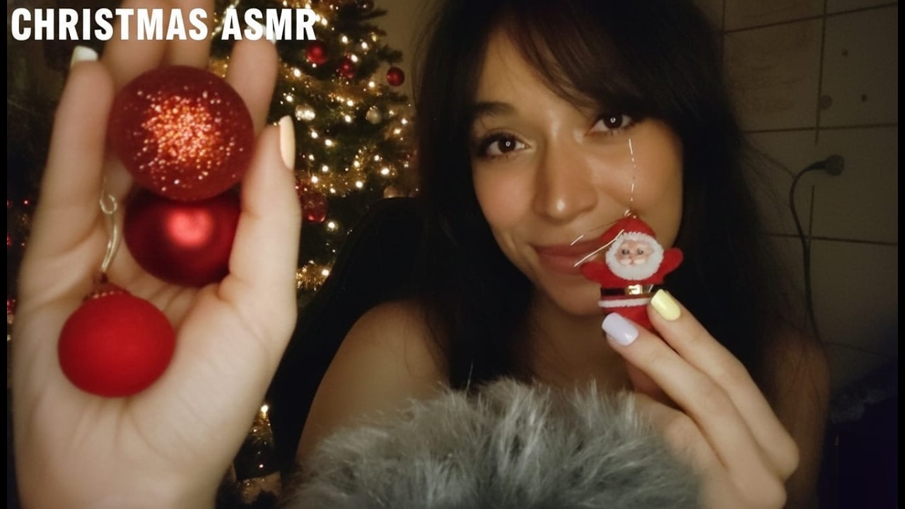 Fazendo asmr nos enfeites da minha árvore de natal: várias texturas 🎄