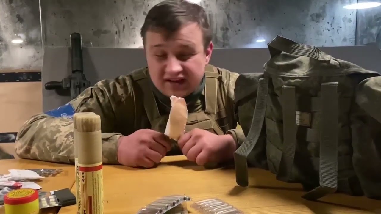food of a Russian soldier on the Ukrainian front...