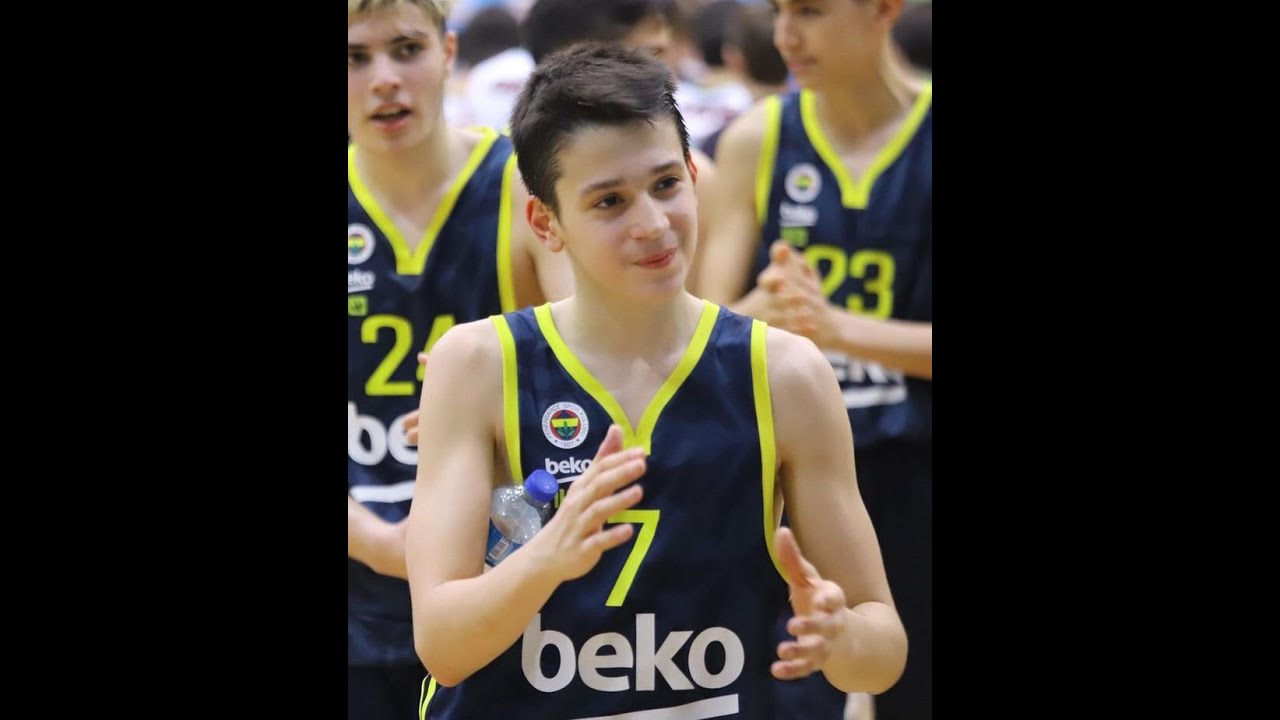 ÖMER EGE ZİYAETTİN (FENERBAHÇE U14)