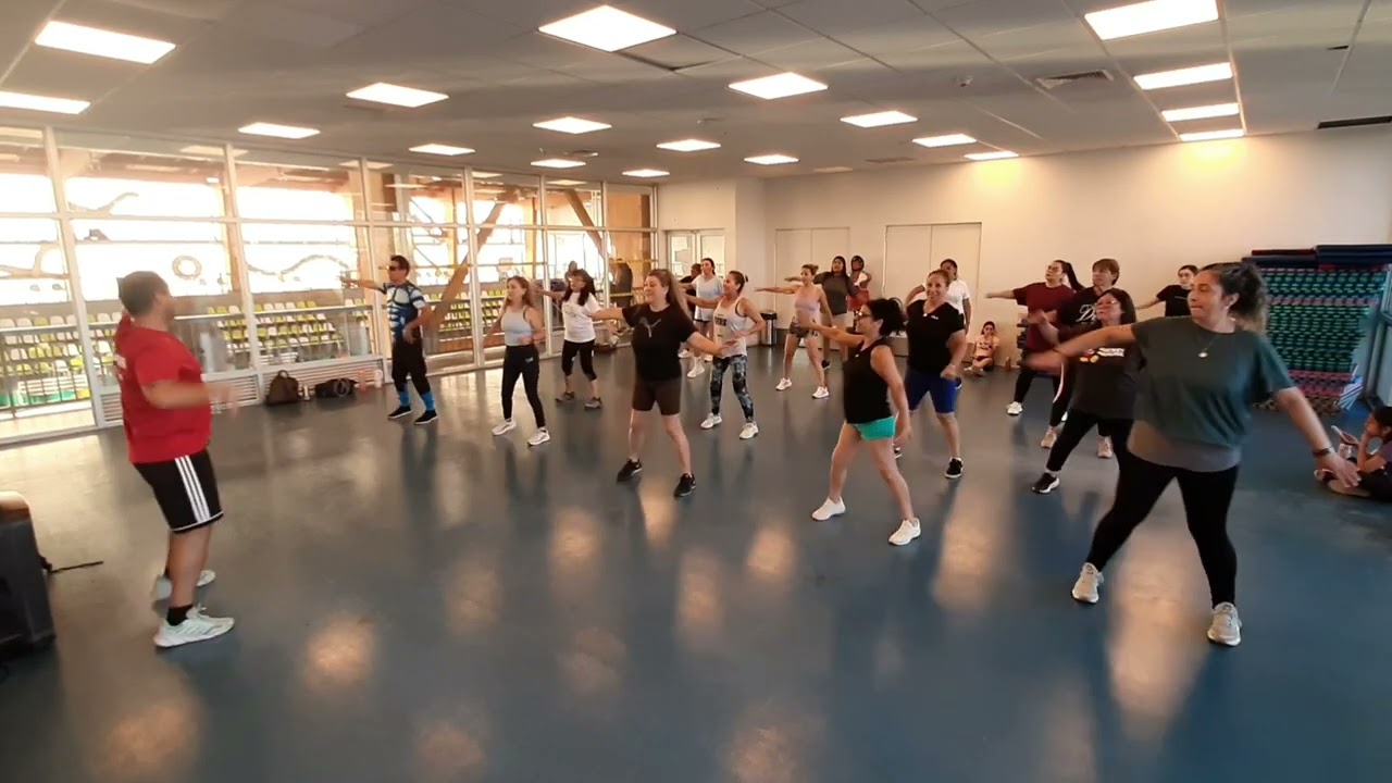 Baile entretenido 15 Viernes 13 de febrero 2026 profesor Eduardo Ramírez CEVS lo Espejo