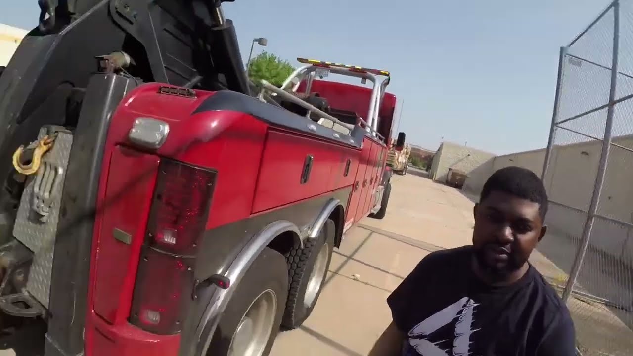 Bobtail towing from the back