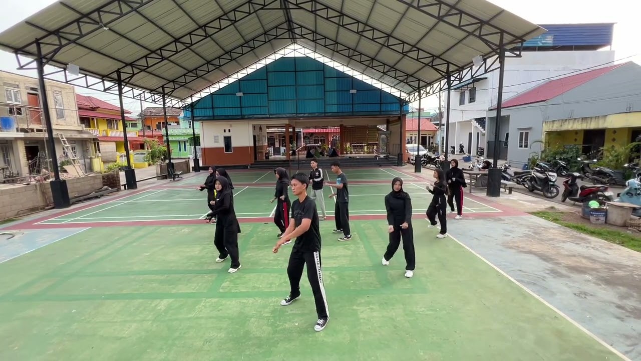 SENAM AEROBIK (LAGU TIMUR ) KELOMPOK 1