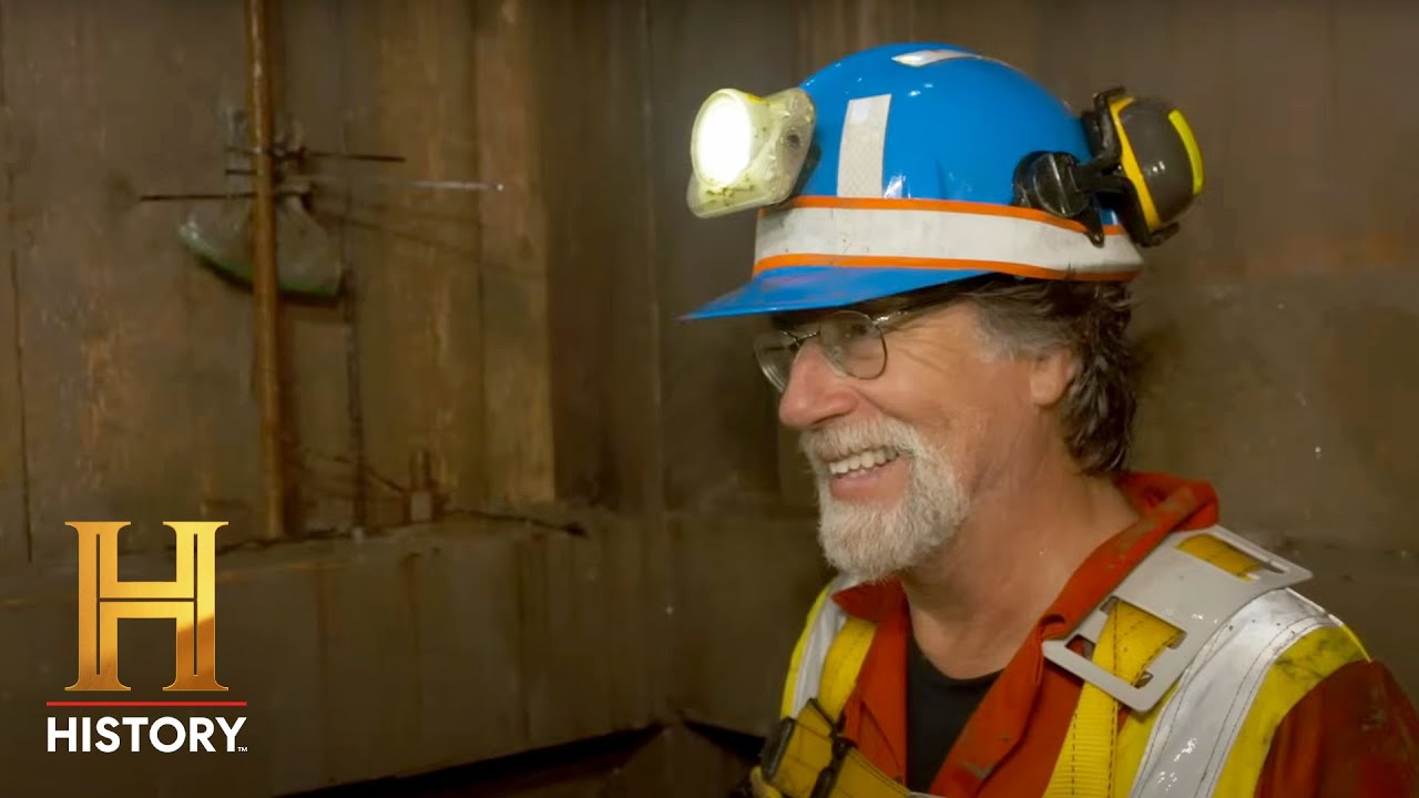 Gary Hits Metal in the Mud—But It Isn’t What They Hoped (S10) | The Curse of Oak Island | History
