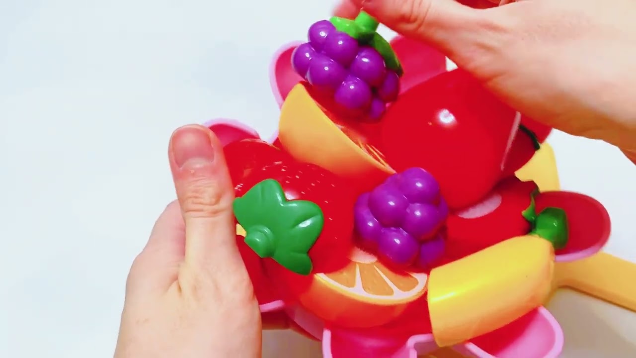 Let’s Make a Turkey Dinner! 🍗 Fun Cooking Playtime for Kids | Lavioli Kids