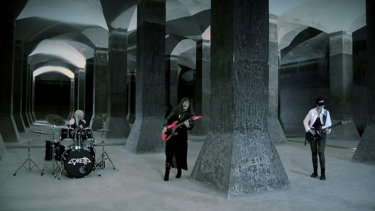 LORETTA  - POCHYBY (Official video 2024)