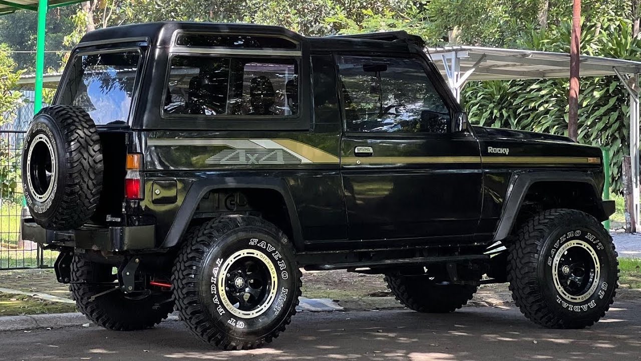 Daihatsu Taft rocky 1994 gagah full spek