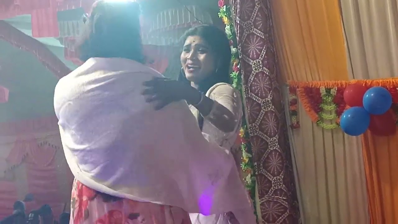 #video सिंगर दीपिका ओझा का शानदार स्टेज शो