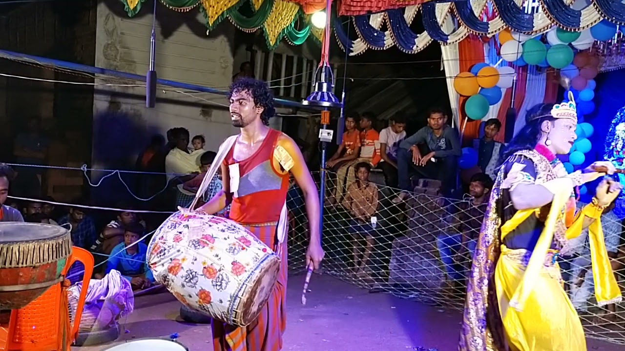 Chuni bargarti // dhulia Mithun Hero//Cheenge mahila danda nrutya