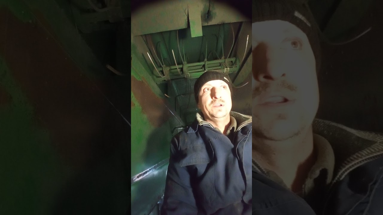 Джон дір 955 монтаж переднього вала соломотряса.