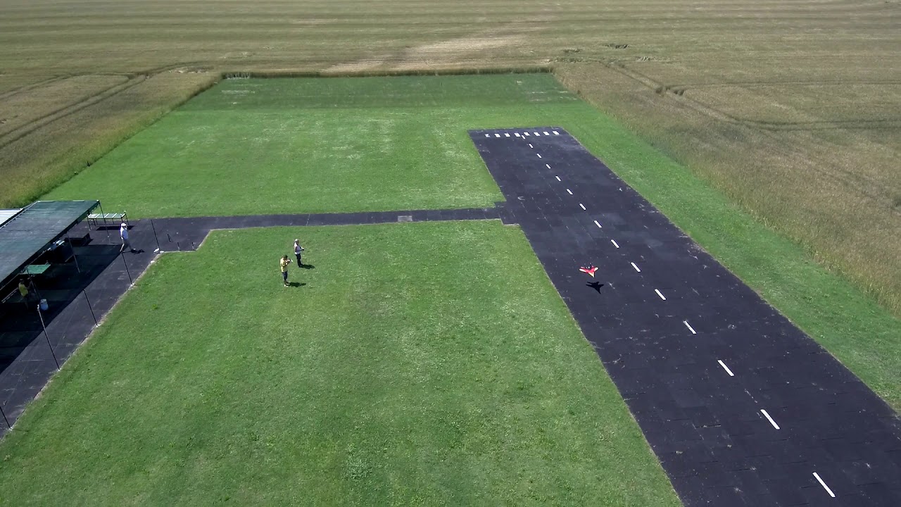 Jet al campo di volo Valcesano