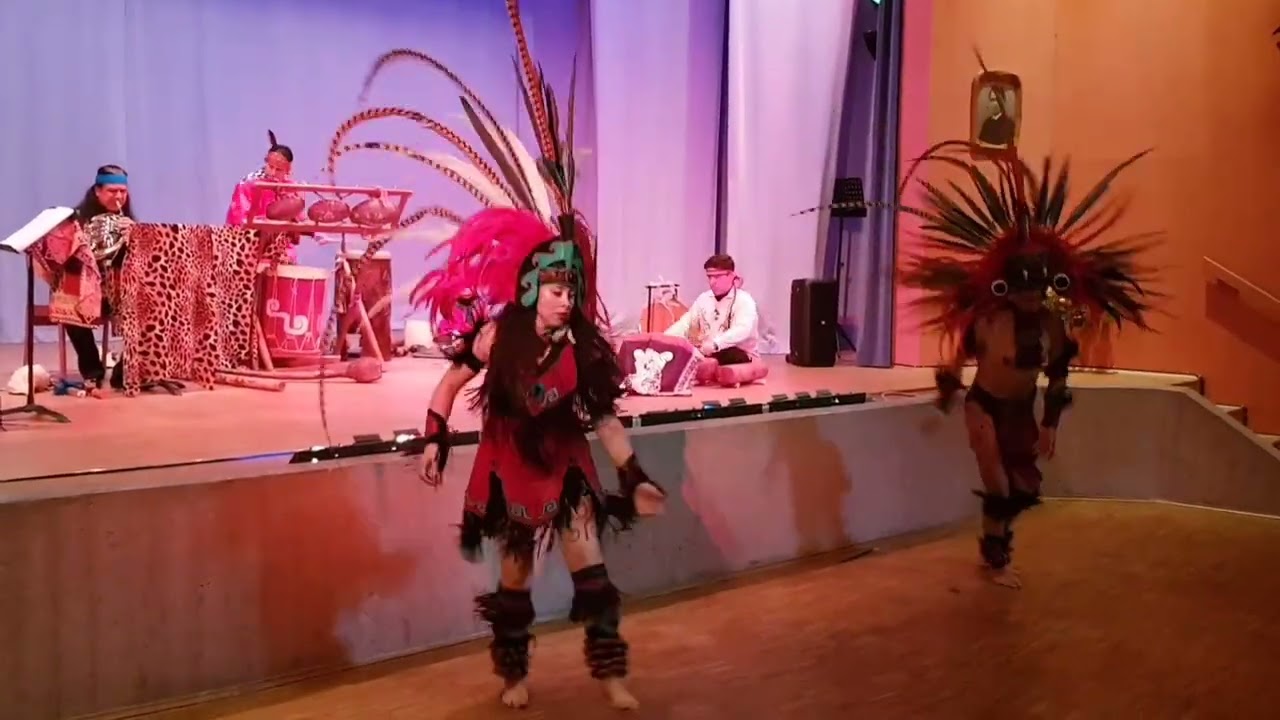 DANZAS DEL SEXTO SOL-DANZA DEL MAIZ 'TLAOLLI'-A. Pantaleón - COSMODANZA en Berlín Dahlem 