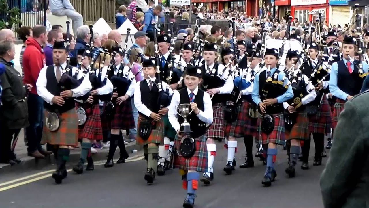 Portrush Pipe Bands Parade 2015