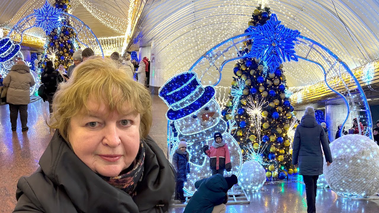 Главная елка Днепра теперь на станции метро Вокзальная