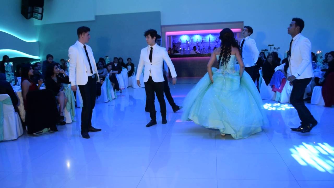 Ng'15 Vals Love Me Like You Do