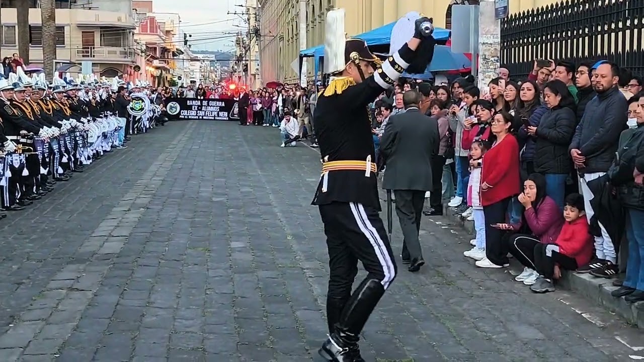 Honores a la Dolorosa de Banda de Guerra ex alumnos Colegio San Felipe Neri Riobamba 2025