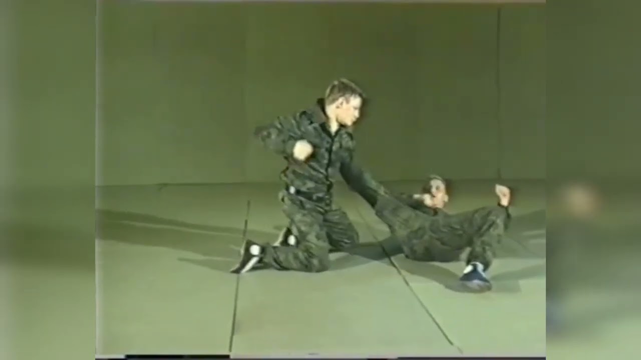 Self-Defense Like a Pro! Effective Combat Sambo Techniques 🫡