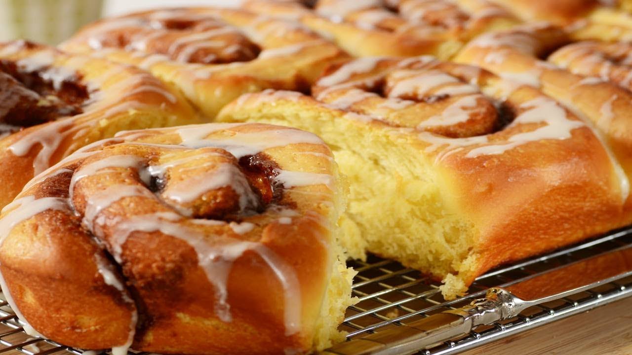 Демонстрация приготовления булочек с корицей (классическая версия) — Joyofbaking.com