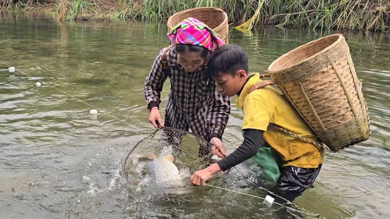 FULL VIDEO 25 days daily life highland boy khai and beautiful girl catching fish, fishing for sale