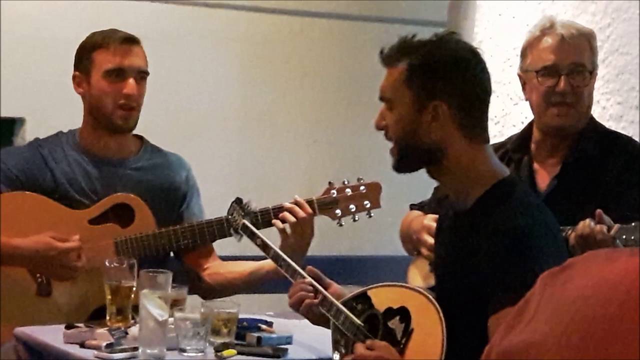 Apo oses ki an gnwrisa-Από όσες κι αν εγνώρισα Μάρκος Βαμβακάρης Γιώργος Ξηντάρης και Ξηνταράκια