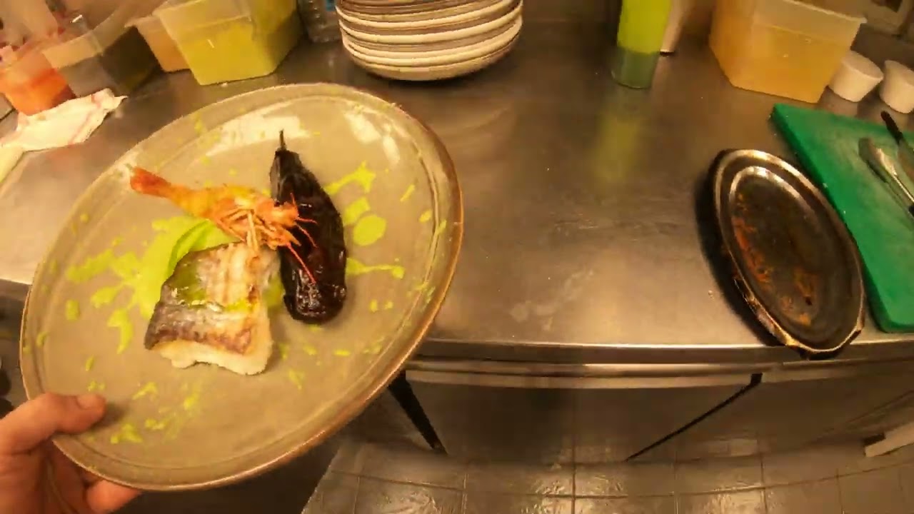 POV: cooking service, french restaurant
