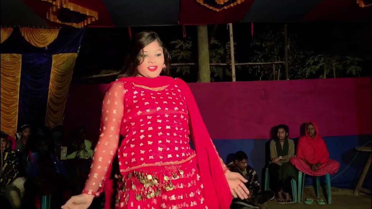 🔥Kamariya Gole Dole Raja Ji | Weeding Dance | বিয়ে বাড়ির উরাধুরা নাচ | Desi Girl  Dance 2026