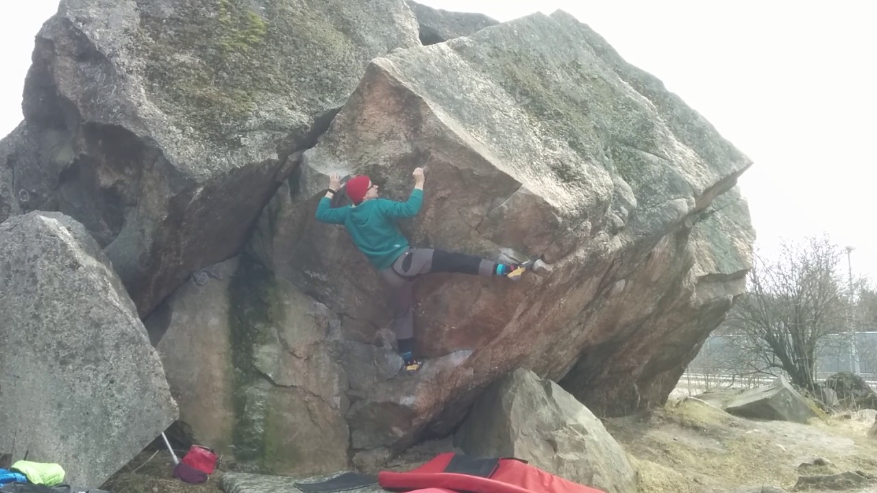 Hanoi rocks 7a+, Hakunila