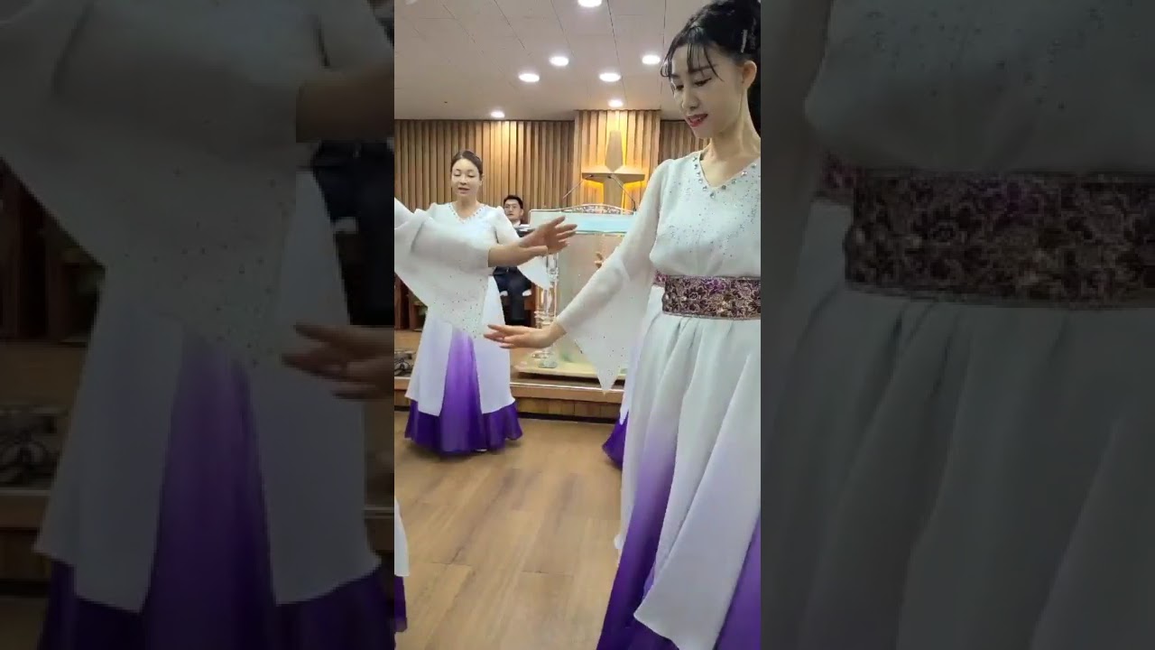 우리보좌앞에모였네