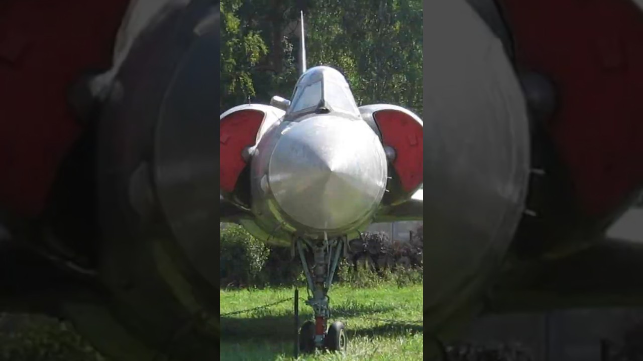 Conhe&ccedil;a o Maior Ca&ccedil;a Interceptador da Hist&oacute;ria: Tu-128 Fiddler