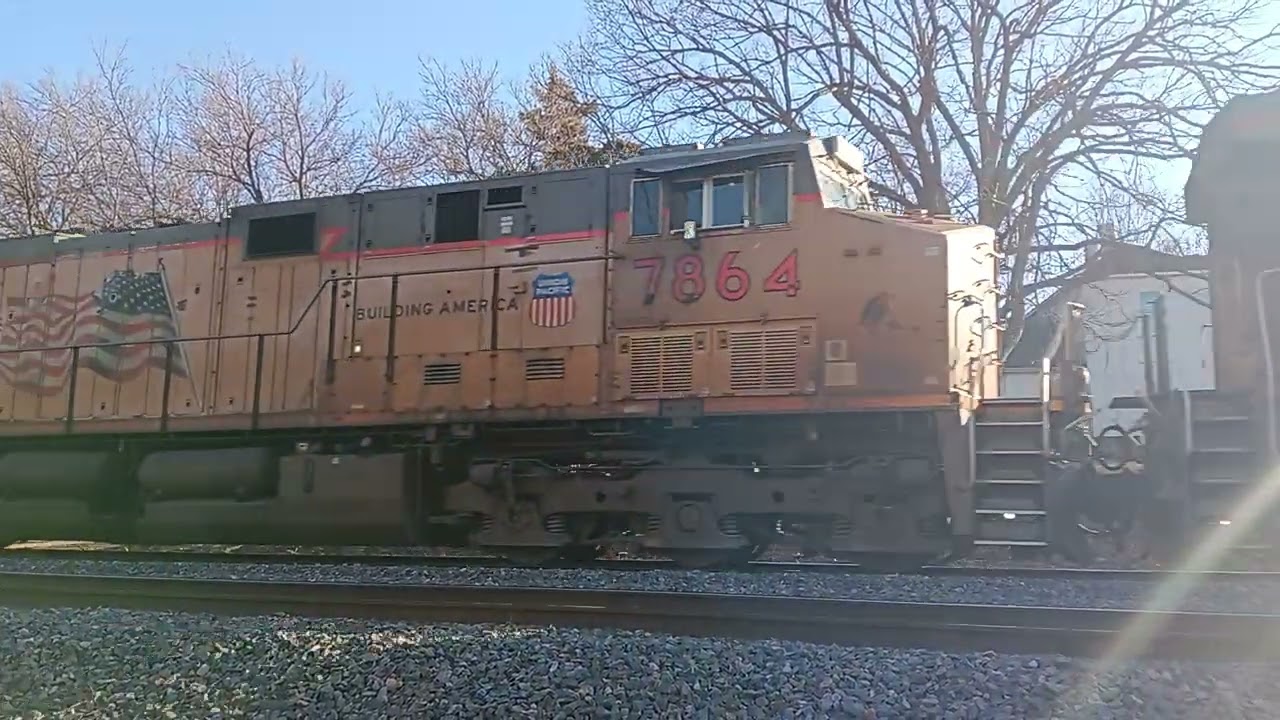 Monster  Union Pacific coal train going through independence missouri on sunday february 8th at 