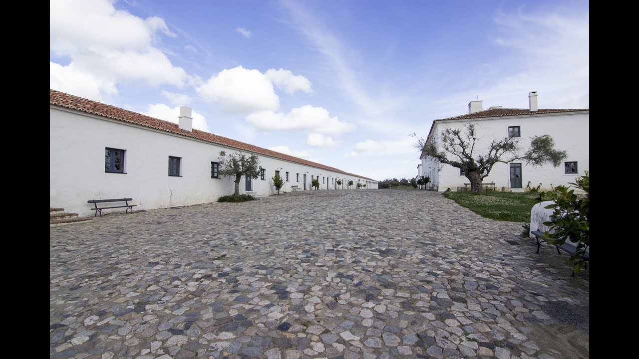 ARQ. 3 | CASA REPORT- S.Lourenço do Barrocal Hotel