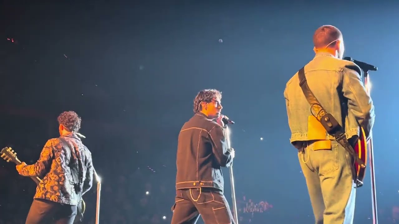 Jonas Brothers - What A Man Gotta Do (live at Tauron Arena, Kraków 16.10.2024)