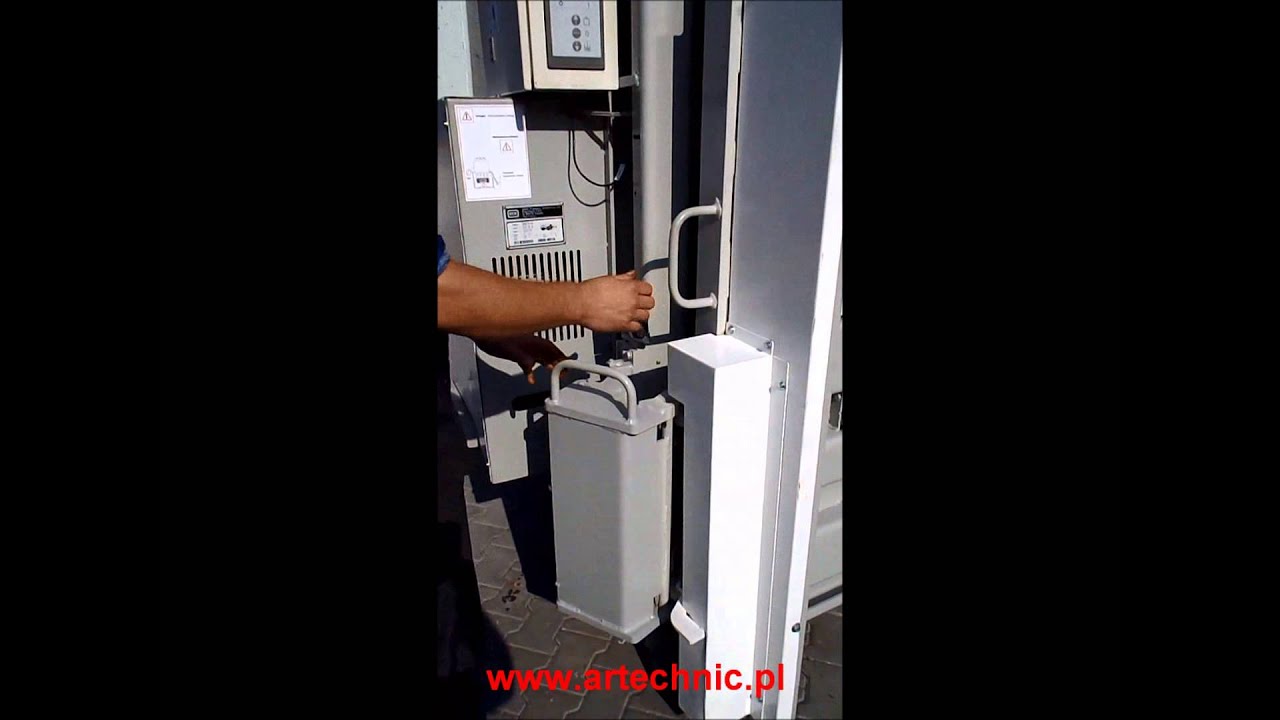 Belownica, prasa do odpad&oacute;w HSM 600 VL - ARTechnic
