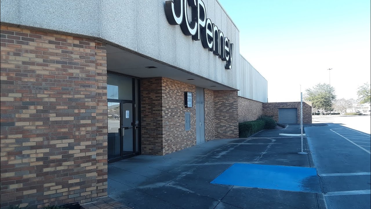 JCPENNEY IN PANAMA CITY FL. HAS SEAN BETTER DAY'S