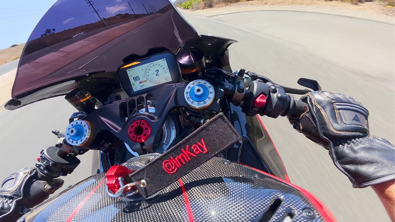 I Love The Panigale V4R!