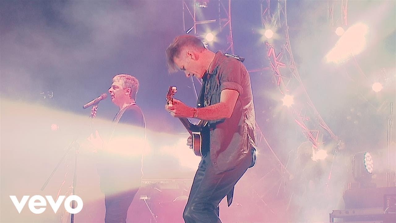 Ratones Paranoicos - El Centauro (En Vivo en el Hip&oacute;dromo) (Official Video)