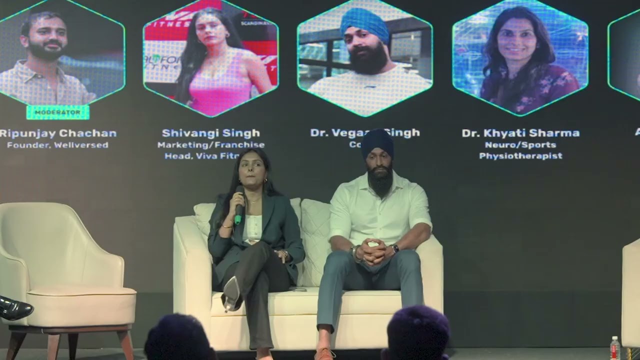 AI vs Human Coaches What's Best for Fitness?