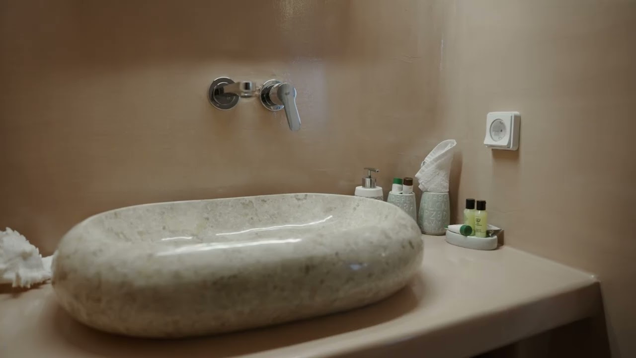 Yiota Collection Suite 1