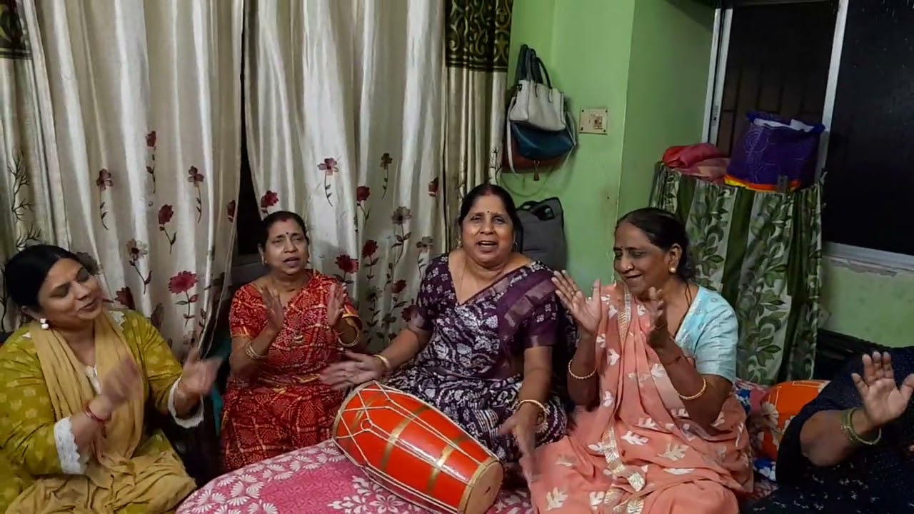 होली खेलो रे कन्ही मोरी गलीयाना मे