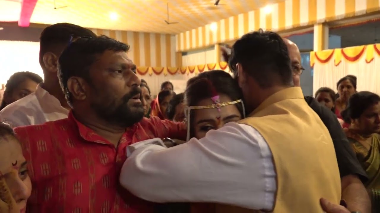 अर्ध्यावर सोडून गेले वडील😭 स्वप्न दाखविले तसे घडविले आईने सु:खाच्य सावलीत दुःख सारे पचविले😢😭🥰